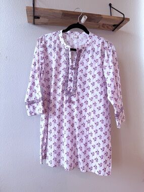 Women's Long Sleeve Floral Tunic Tee - Lavender